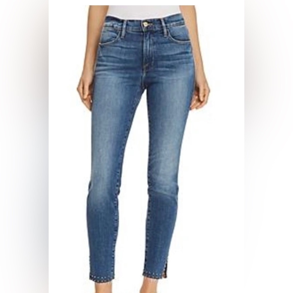 Frame denim Le High Skinny Slit
Studded Jeans size 29